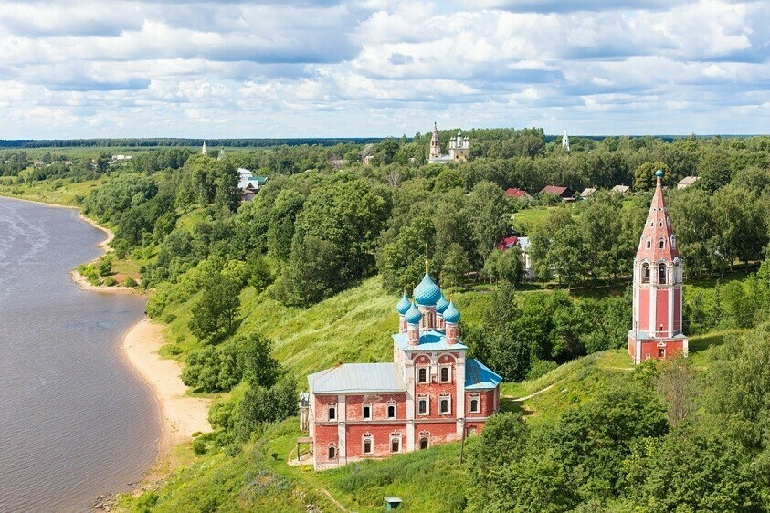 Правый берег Воскресенский собор